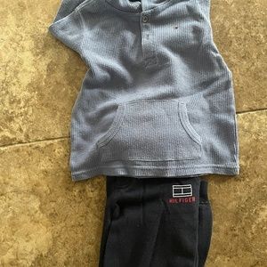 Tommy boys set 4 t